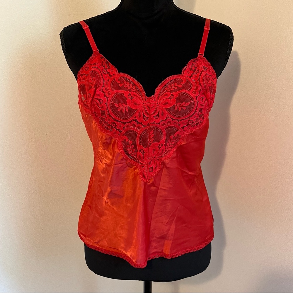 Vintage red lace trim camisole/tank ILGWU tag size 36 (lingerie)